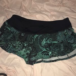 LULULEMON SHORTS